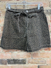 Load image into Gallery viewer, Wild Side Belted Cheetah Shorts