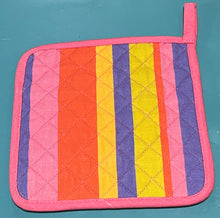 Load image into Gallery viewer, El Arroyo Marquee Pot Holder Set
