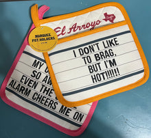 Load image into Gallery viewer, El Arroyo Marquee Pot Holder Set
