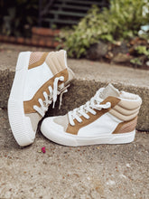 Load image into Gallery viewer, Yellowbox Gaston Sneaker
