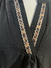 Load image into Gallery viewer, Black and Leopard top
