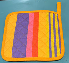 Load image into Gallery viewer, El Arroyo Marquee Pot Holder Set
