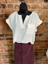 Load image into Gallery viewer, Cream Short Sleeve Top
