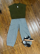 Load image into Gallery viewer, Olive Short Sleeved Sweater
