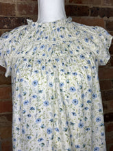 Load image into Gallery viewer, Bluebell Floral Blouse
