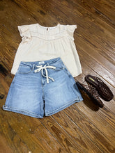 Load image into Gallery viewer, The Everyday Washed Denim Short
