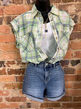 Load image into Gallery viewer, Summer Days Cuffed Denim Shorts
