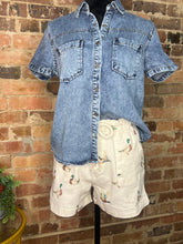 Load image into Gallery viewer, Blue Ridge Button-Up Chambray Top
