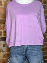 Load image into Gallery viewer, Lavender Breeze Washed Pocket Top
