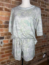 Load image into Gallery viewer, Weekend Retreat Camo Lounge Set
